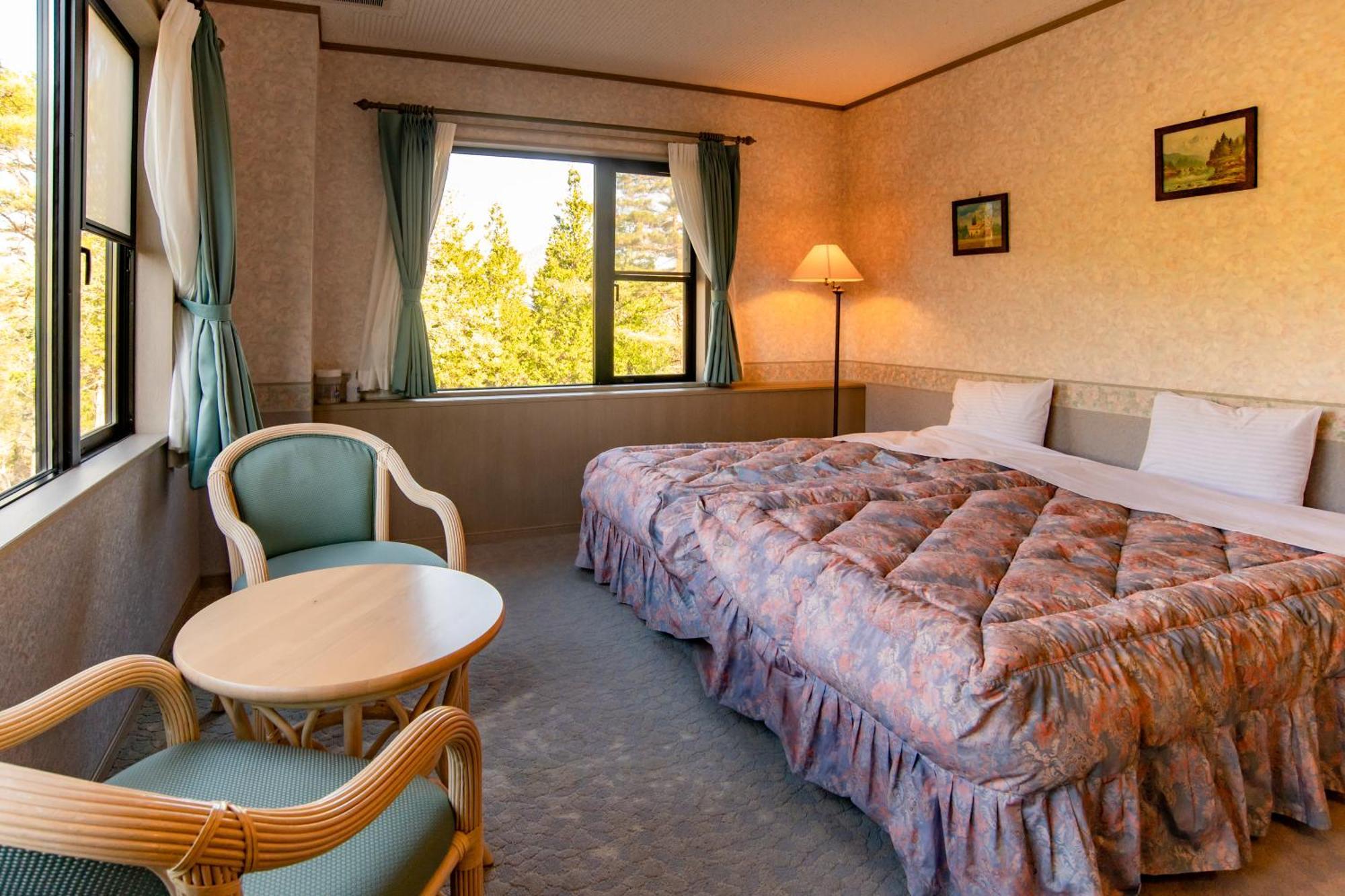 Hotel Il Regalo イルレガーロ à Kitashiobara Extérieur photo
