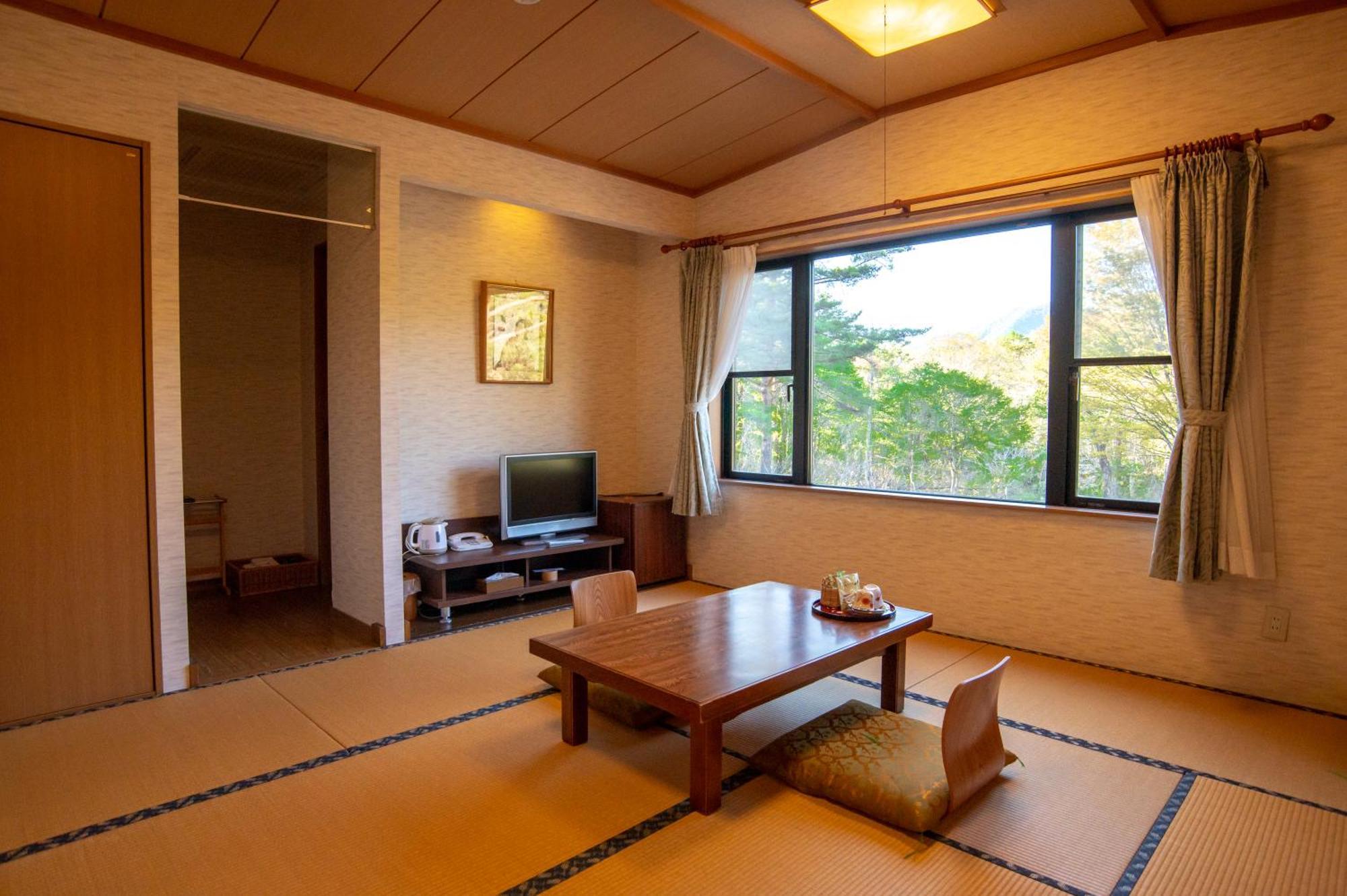 Hotel Il Regalo イルレガーロ à Kitashiobara Extérieur photo